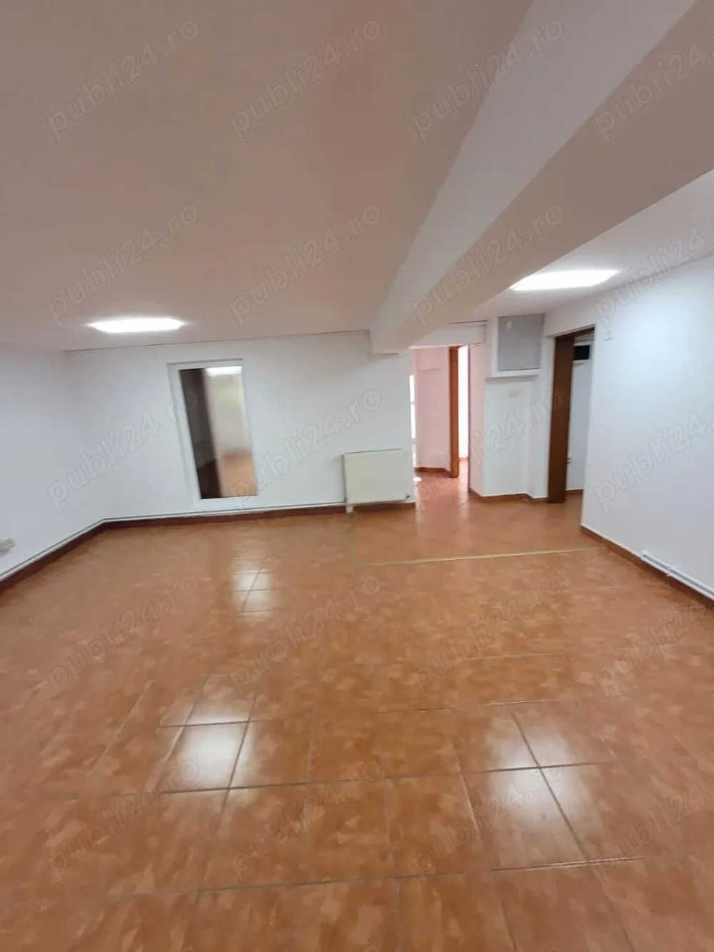 Proprietar inchiriez birou 90 mp