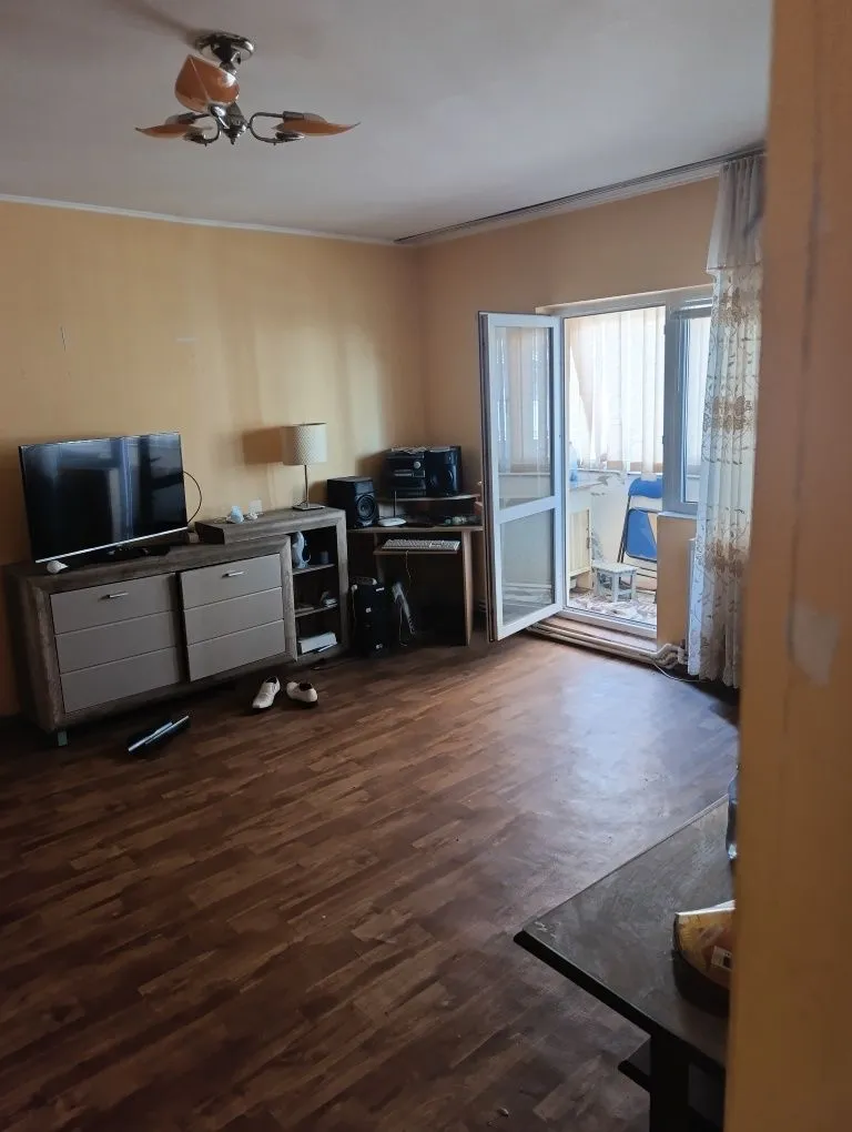 Apartament doua camere.
