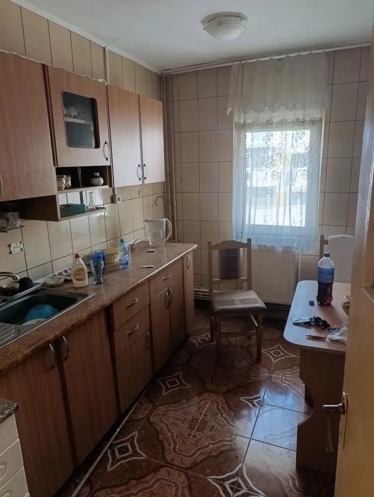 Apartament doua camere.
