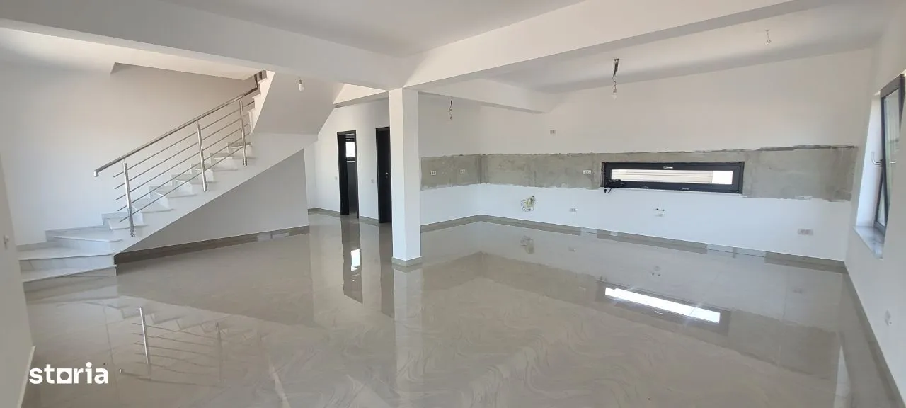 Vand Casa P+1, in stil Mediteranean 188000 la doar 800m de Pitesti, Maracineni, 2 km de Moll Vivo